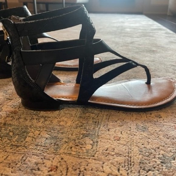 Guess Black Gladiator Strap Sandals - Picture 2 of 8